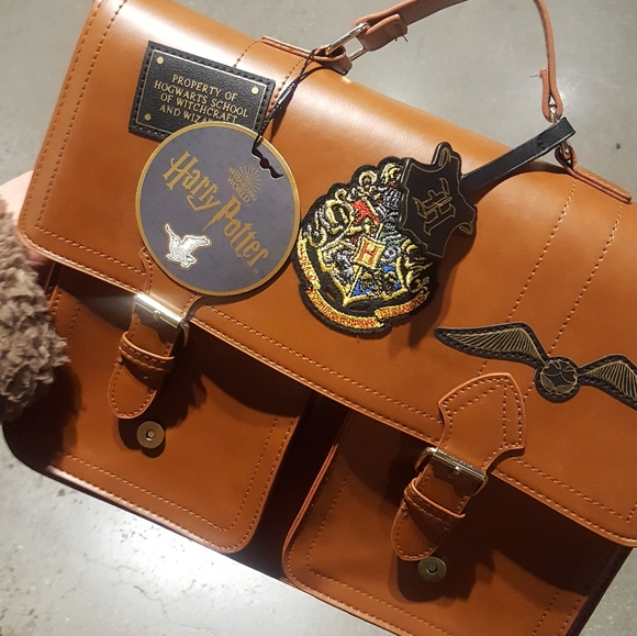 Harry Potter Large Crossbody - Picture 2 of 8